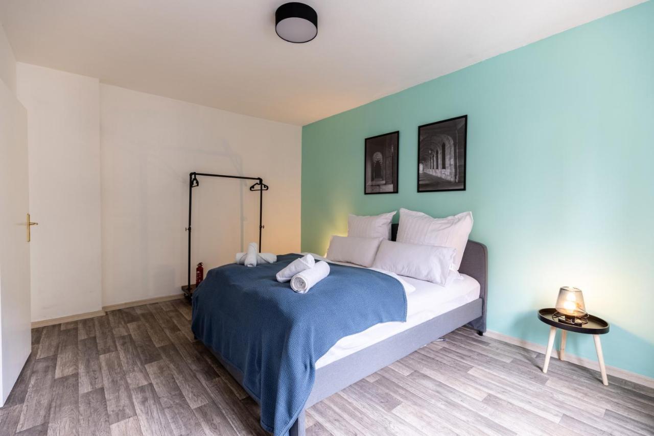 Perfekt Fuer 2! Wifi/ Netflix Apartment Duisburg Exterior photo
